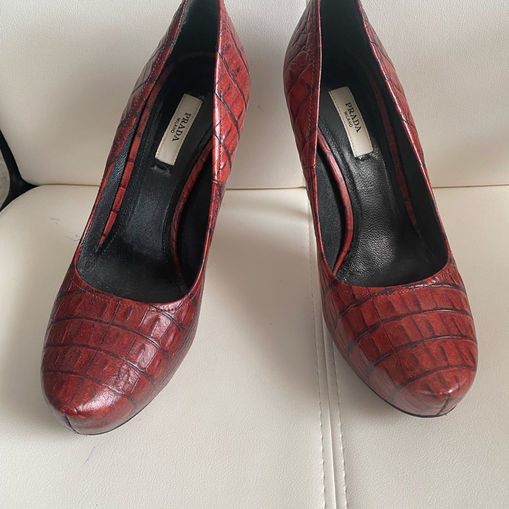 Prada Women's Red Croc-Embossed Pumps